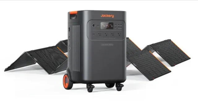 Jackery 5000 Plus Explorer Power Station   2 x SolarSaga 500W Solar Panel
